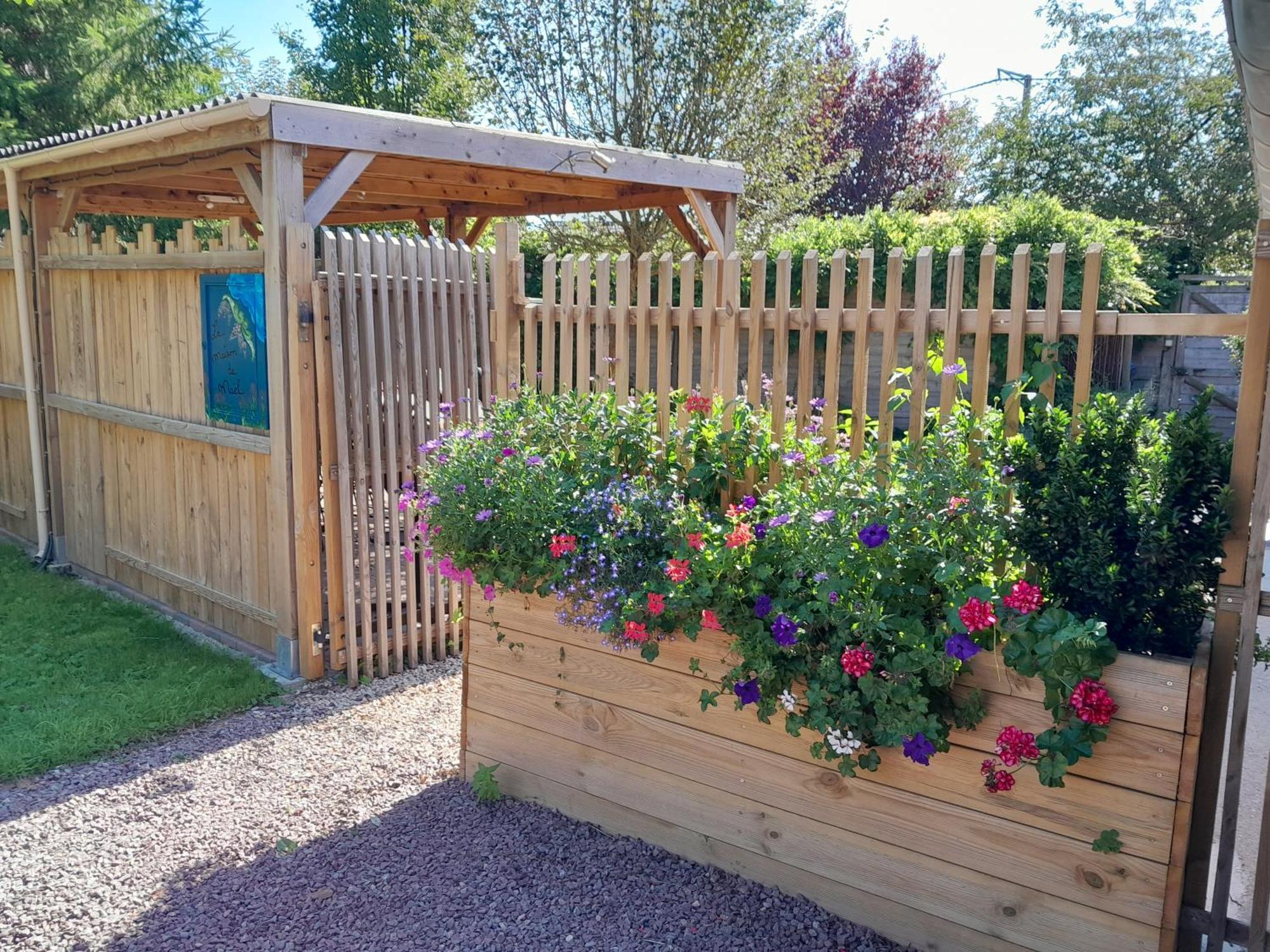 Le Paddock Du Val De Lys Hotel Blessy Bagian luar foto