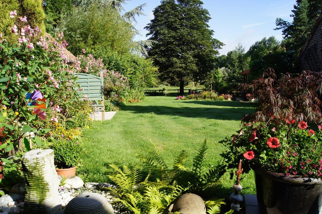 Le Paddock Du Val De Lys Hotel Blessy Bagian luar foto